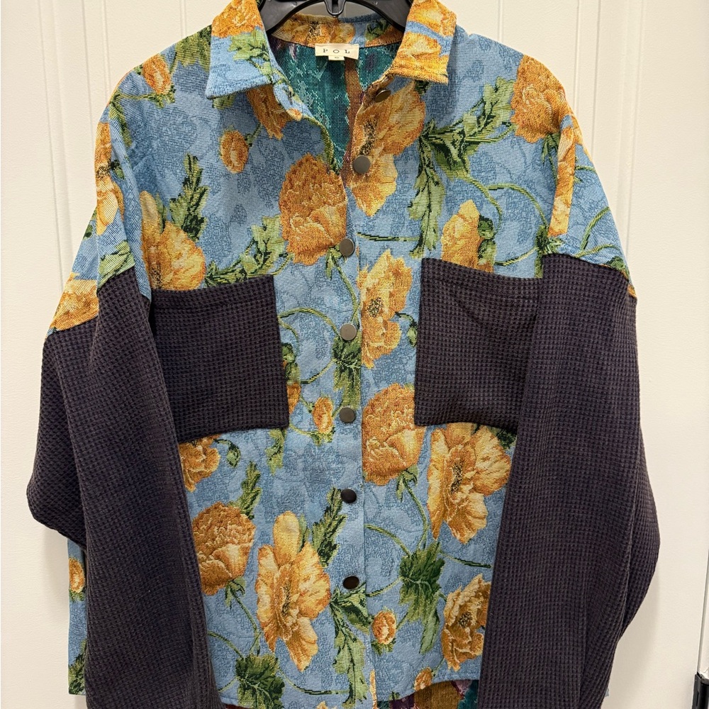 POL Blue and yellow Floral Shirt/shacket.  Beautiful with tapestry print.